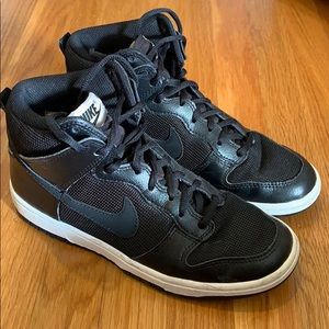 Women’s black nike dunk high tops (white sole)
